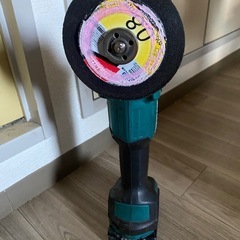 マキタ グラインダー＆バッテリー
の画像