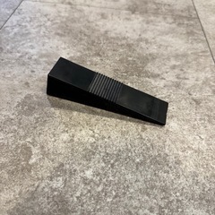 ドアストッパー　ブラックの画像