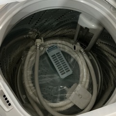 状態良いです👍Hisense4.5㎏2020年製HW-E4503汚れアリ💦白洗濯機の画像