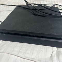 PS4 コントローラー付きの画像