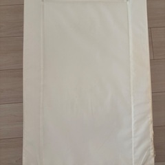 IKEA ヴェードラ　ベビーケアマットの画像