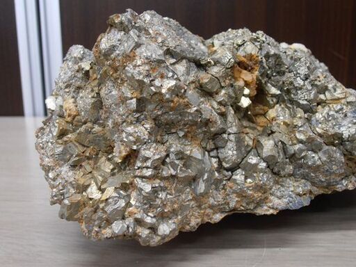 ⭐︎黄鉄鉱 パイライト クラスター ⭐︎原石 ⭐︎天然石置物 ⭐︎パワーストーン 天然石 パイライト 黄鉄鉱 原石 硫化鉱 鉄鉱石 金属鉱石