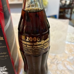 コカコーラ2006年記念ボトルの画像
