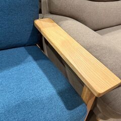 【愛品館市原店】2人掛けソファ（木製アーム）の画像