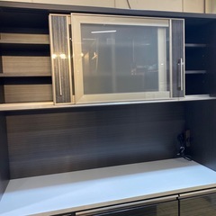 🐖ワイド🐖近藤産業 レンジボード 食器棚 キッチンボード キッチン収納 幅140cm ハイグロス ソフトクローズ モイス ハイタイプ　NO.2528Fの画像