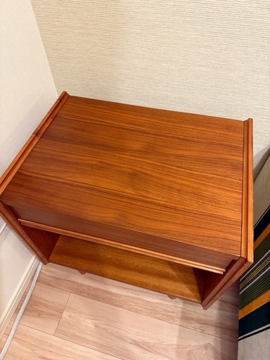 美品　ACME Furniture トラッセルナイトスタンド