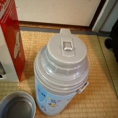 子供　水筒　　ボトル snoopy 台湾輸入品の画像