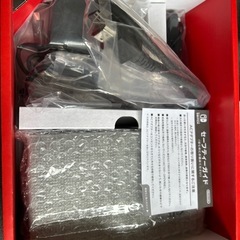 Switchとドラクエ、ポケモンカセット付きの画像