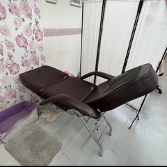 美品‼︎マツエク・エステベッド　角度調節可能‼︎の画像