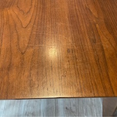 机と椅子セットで引き取りお願いします。の画像