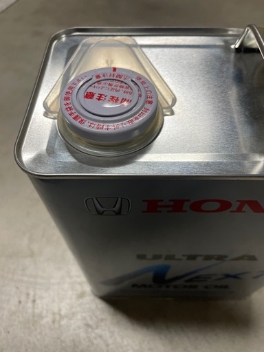 HONDA ULTRA NEXTオイル4L缶
