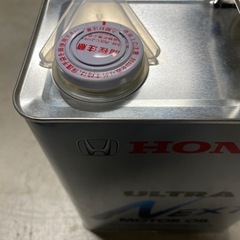 HONDA ULTRA NEXTオイル4L缶の画像