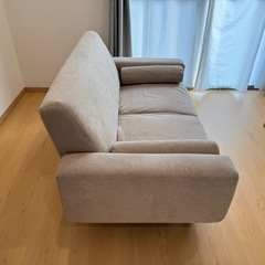 購入から4ヶ月RASIK人気ソファ2人掛け
の画像