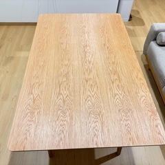 購入から4ヶ月RASIK人気ダイニングテーブルの画像