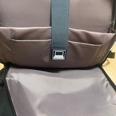 ☆美品　リュック　USBポート付きの画像