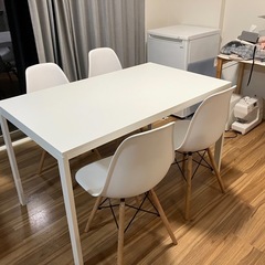 ikea dining tableの画像