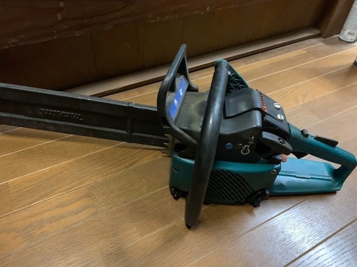 マキタ　エンジンチェーンソー