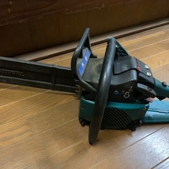 マキタ　エンジンチェーンソーの画像