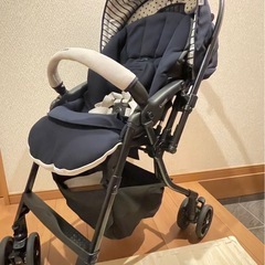 コンビ　ベビーカー　メチャカルハンディ　オート4キャス　その他備品セット付  の画像