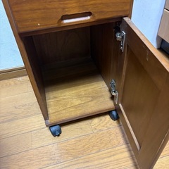 収納棚の画像