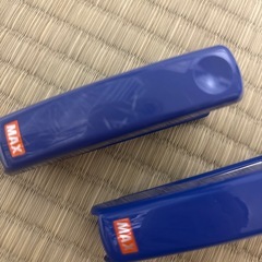 ホッチキス2個の画像