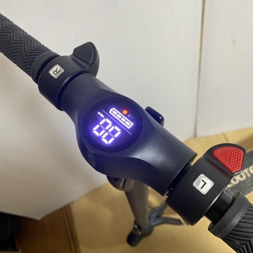 【現在商談中です】SCOOTER 電動キックボード S1 スマートハイキング新体験 中古 