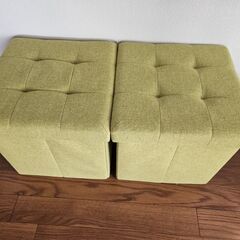 極美品！物入になるスツールの画像