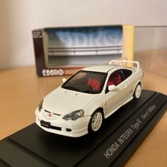 EBBRO 1/43 ホンダ インテグラ TYPE R '01 DC2 前期型 白 43221の画像