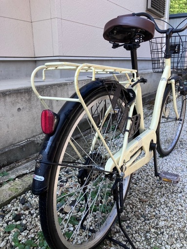 652、おしゃれママチャリ24インチ