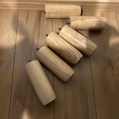 足つきマットレスシングルベッドの画像