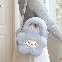 ラブブ バッグ   THE MONSTERS Classic Series-Plush Flower Bagの画像