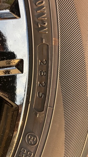 さらに！値下げしました！デリカD:5 シャモニー　新車外し　タイヤホイール 4本セット　ヨコハマGEOLANDER SUV G055 225/55 R18 98H G055E 225/55/18R