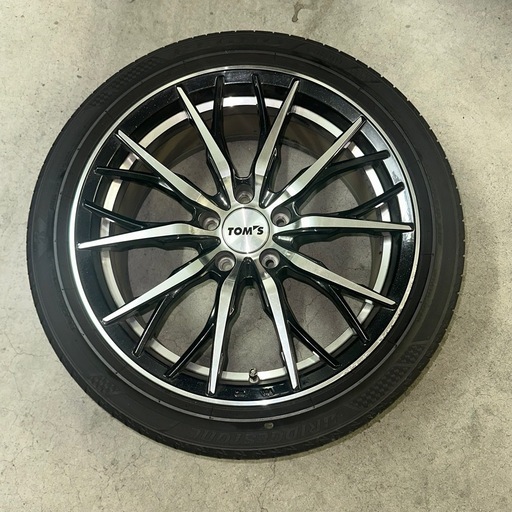 REGNO 225/45R18   タイヤホイールセット　4本
