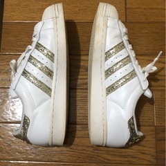 決まりました✨スニーカーadidasの画像