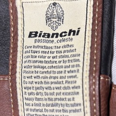 Bianchi ボディバッグの画像