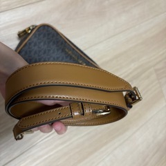 マイケルコースショルダーバックの画像