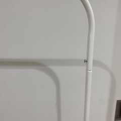 IKEAハンガーラック➕木製ハンガーの画像