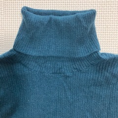 カシミヤ95% タートルネック長袖セーターの画像