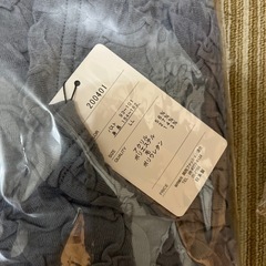 女性用長袖Tシャツの画像