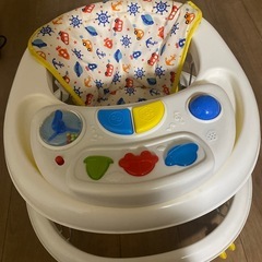 西松屋歩行器の画像