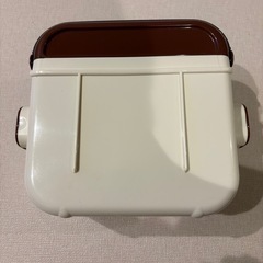 Combi 哺乳瓶用消毒ケースの画像
