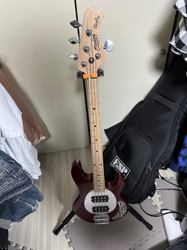 弦楽器、ギター musicman sub 4 HH