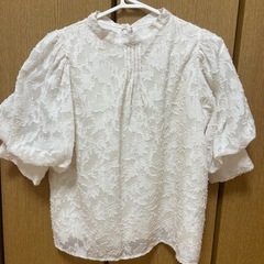 GRLブラウス　半袖　の画像