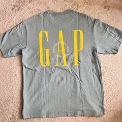 ［美品］GAPメンズMサイズTシャツの画像