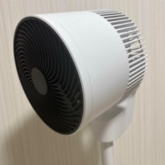 3D スタンド式ホワイト扇風機 2021年製の画像
