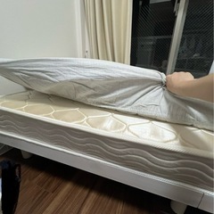 【無料】ベッド（マットレス付き）差し上げますの画像