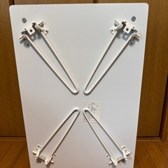 ガラステーブルの画像