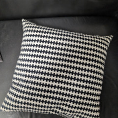 4 pillows from IKEAの画像