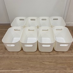 プラスチック製やわらか収納ケース８点！値段交渉可能🉑の画像