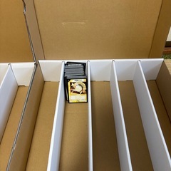 トレーディングカード収納ケースの画像